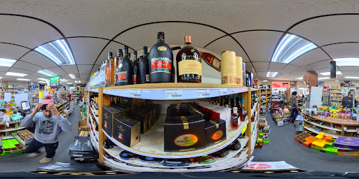 Liquor Store «Copley Liquor Express», reviews and photos, 1414 Copley Rd, Akron, OH 44320, USA
