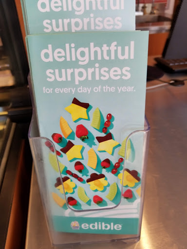 Gift Shop «Edible Arrangements», reviews and photos, 7222 Van Nuys Blvd, Van Nuys, CA 91405, USA