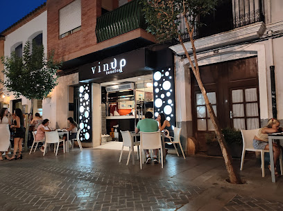 Vin up Toneles - Carrer la Pau, 18, 12560 Benicàssim, Castelló, Spain