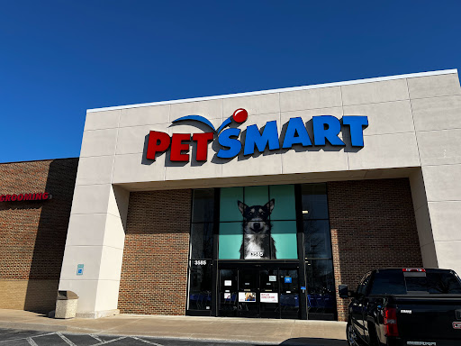 Pet Supply Store «PetSmart», reviews and photos, 3585 N Shiloh Dr, Fayetteville, AR 72703, USA