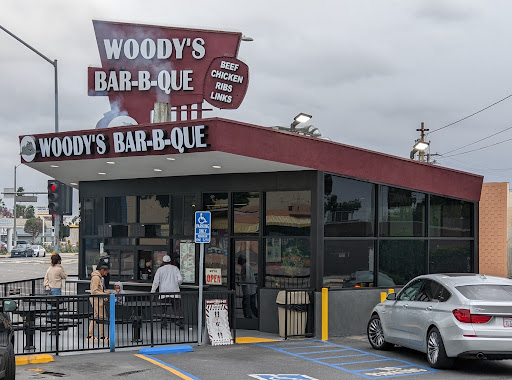 Woody's Bar-B-Que