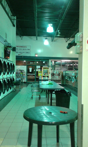 Laundromat «Main Street Laundry», reviews and photos, 119 N Main St, Freeport, NY 11520, USA