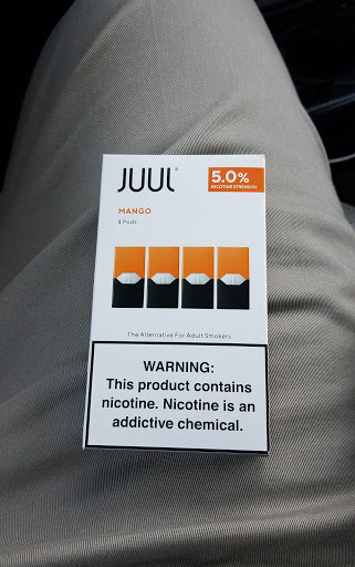 Tobacco Shop «410 Smoke Shop», reviews and photos, 2529 Mountain Rd, Pasadena, MD 21122, USA