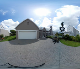 Kingswood Close photo