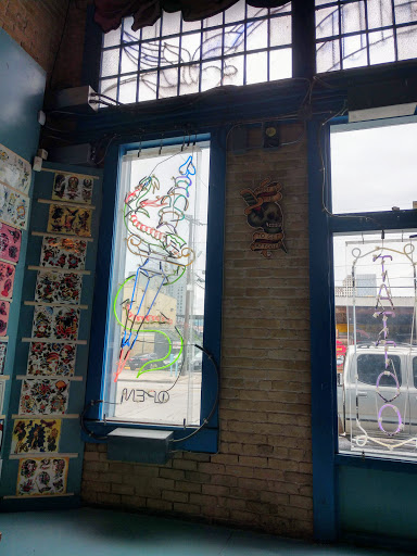 Tattoo Shop «True Blue Tattoo», reviews and photos, 607 Red River St, Austin, TX 78701, USA