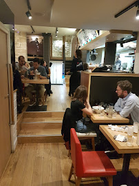 Atmosphère du Restaurant de nouilles (ramen) Ippudo Saint- Germain à Paris - n°8