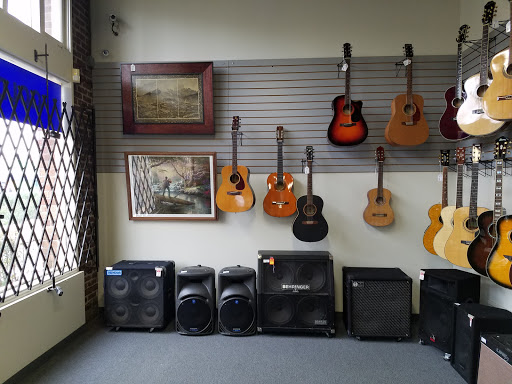 Pawn Shop «Silver Lining Jewelry & Loan», reviews and photos, 2122 NE Sandy Blvd, Portland, OR 97232, USA