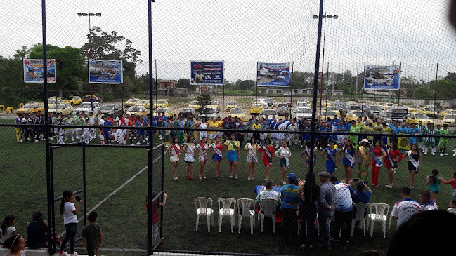 Opiniones de Canchas Sintéticas Del Sindicato De Choferes en Machala - Campo de fútbol