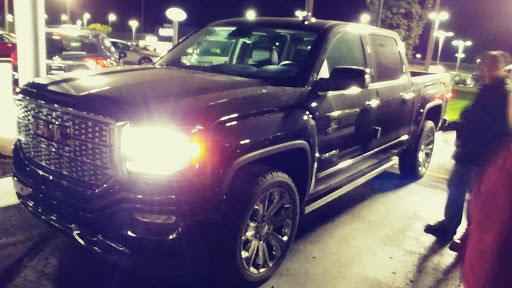 Car Dealer «Randy Wise Buick GMC», reviews and photos, 2530 Owen Rd, Fenton, MI 48430, USA