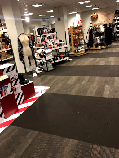 Shoe Store «DSW Designer Shoe Warehouse», reviews and photos, 8801 Queens Blvd, Elmhurst, NY 11373, USA