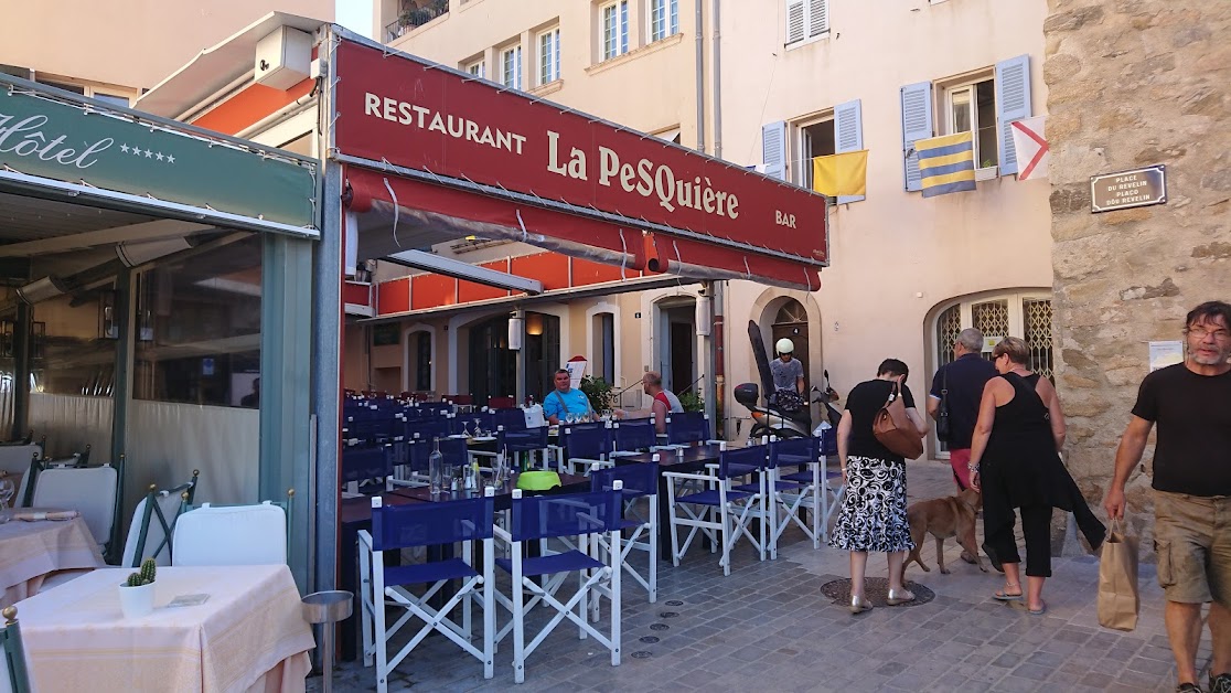 La Pesquiere Et Le Mazagran à Saint-Tropez (Var 83)