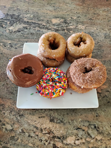 Donut Shop «Royal Donut», reviews and photos, 5759 State Rd, Cleveland, OH 44134, USA
