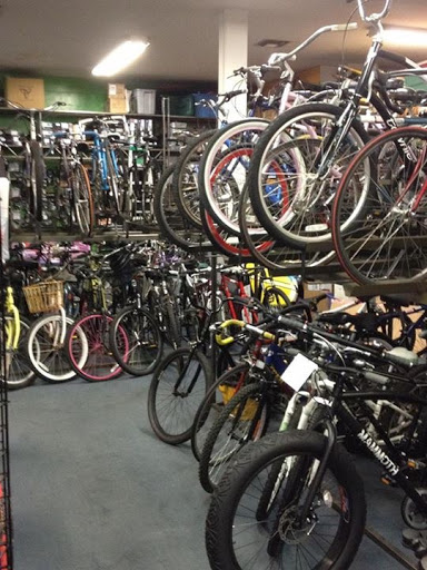 Sporting Goods Store «Play It Again Sports (Pacific Beach)», reviews and photos, 1401 Garnet Ave, San Diego, CA 92109, USA