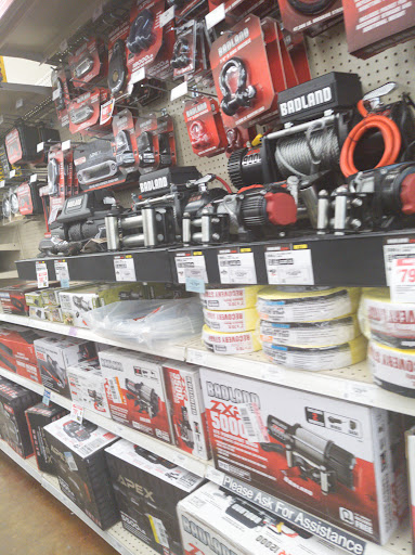 Hardware Store «Harbor Freight Tools», reviews and photos, 356 S Broadway STE 3, Salem, NH 03079, USA