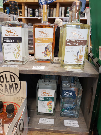 Liquor Store «Avenue Wines and Spirits», reviews and photos, 2000 Delaware Ave, Wilmington, DE 19806, USA