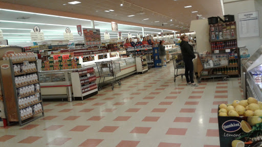 Grocery Store «Market Basket», reviews and photos, 95 Sutton Ave, Oxford, MA 01540, USA
