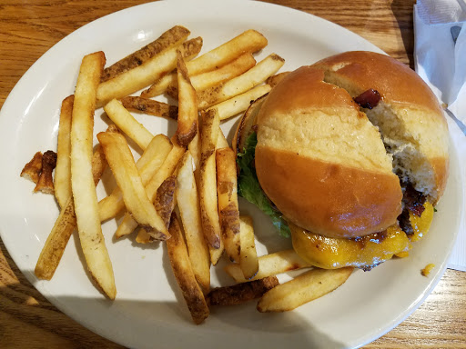 American Restaurant «Cracker Barrel Old Country Store», reviews and photos, 2393 Pacer Ct NW, Corydon, IN 47112, USA