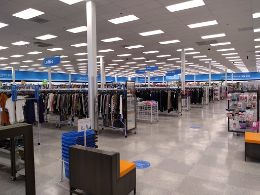 Clothing Store «Ross Dress for Less», reviews and photos, 3000 Gateway St, Springfield, OR 97477, USA