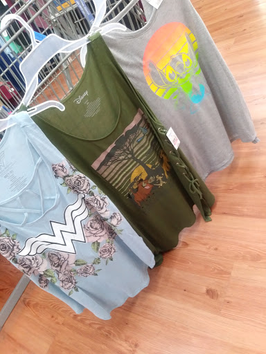 Department Store «Walmart Supercenter», reviews and photos, 4115 E Lincoln Way, Sterling, IL 61081, USA