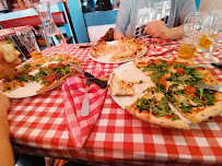 Plats et boissons du Restaurant La Trattoria - Pizzeria des Arceaux à Biarritz - n°2