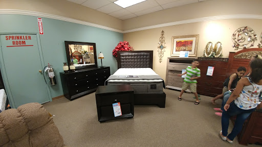 Furniture Store «Value City Furniture», reviews and photos, 40 E 53rd St, Bayonne, NJ 07002, USA