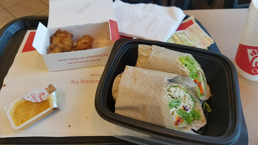 Fast Food Restaurant «Chick-fil-A», reviews and photos, 2679 E Bidwell St, Folsom, CA 95630, USA