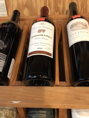 Wine Store «Luekens Liquors», reviews and photos, 4643 W Kennedy Blvd, Tampa, FL 33609, USA