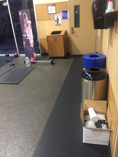 Gym «24 Hour Fitness», reviews and photos, 17204 Slover Ave, Fontana, CA 92337, USA