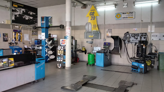 Unikomerc Automobili - SPC Rudeš - Trgovina