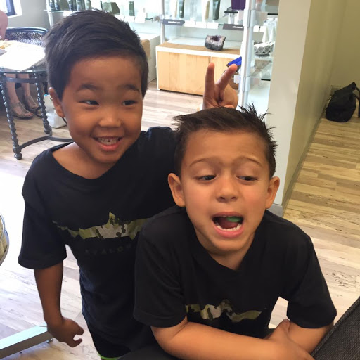 Beauty Salon «U-Turn Salon», reviews and photos, 204 Campbelltown Rd, Palmyra, PA 17078, USA