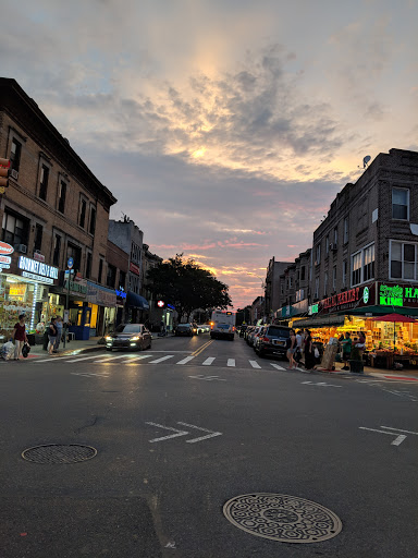 Movie Theater «Alpine Cinema», reviews and photos, 6817 5th Ave, Brooklyn, NY 11220, USA