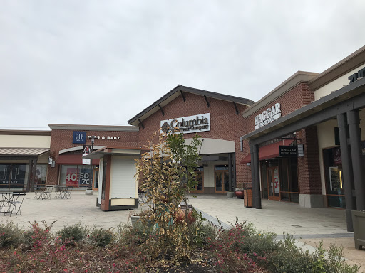 Columbia Sportswear Outlet Store at Allen Premium Outlets, 820 Stacy Rd #470, Allen, TX 75013, USA, 