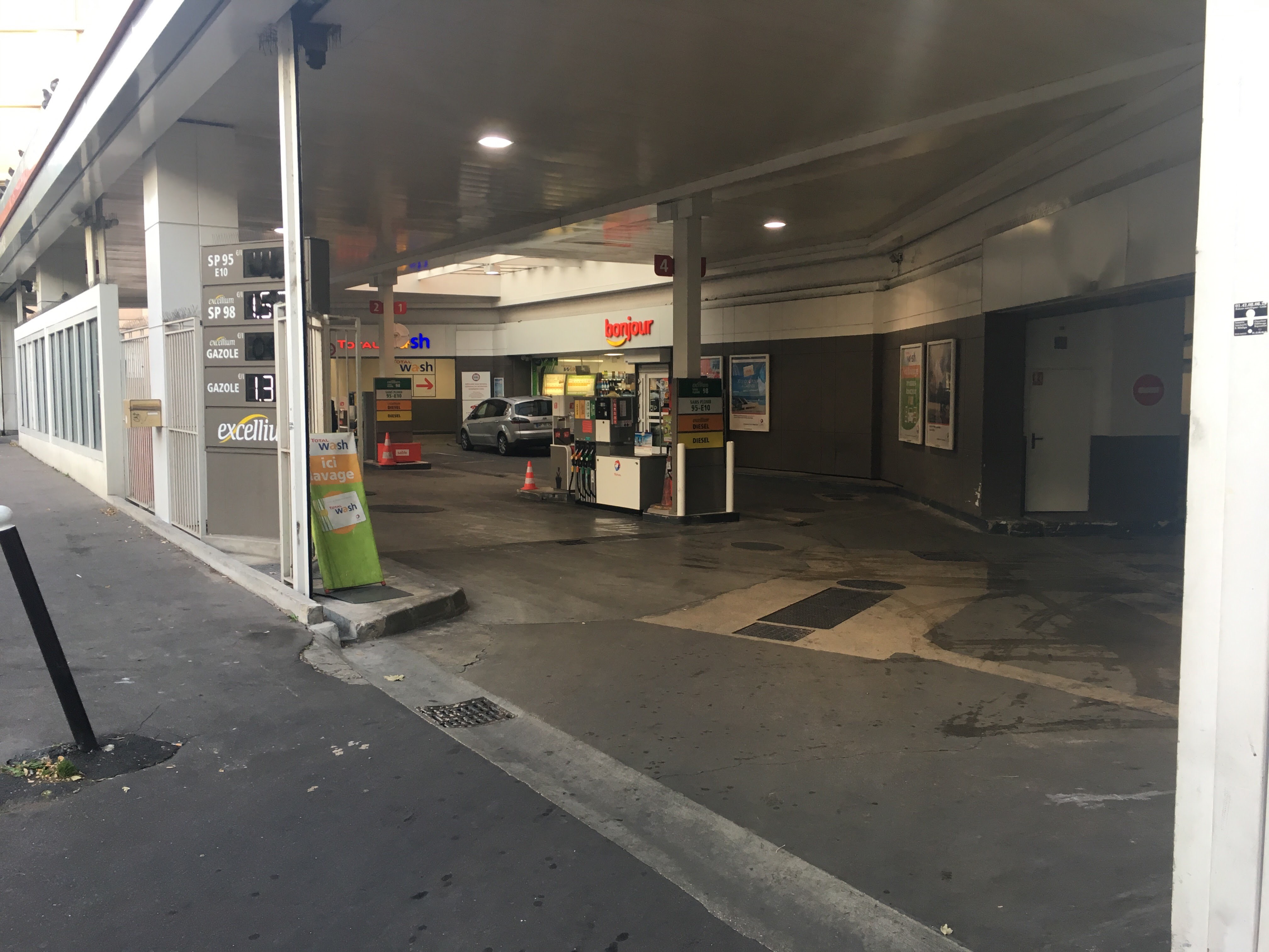 Photo n° 2 de l'avis de Khelfoui.a fait le 03/11/2017 à 05:45