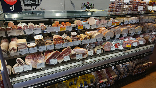 Gourmet Grocery Store «Metropolitan Market», reviews and photos, 2320 42nd Ave SW, Seattle, WA 98116, USA