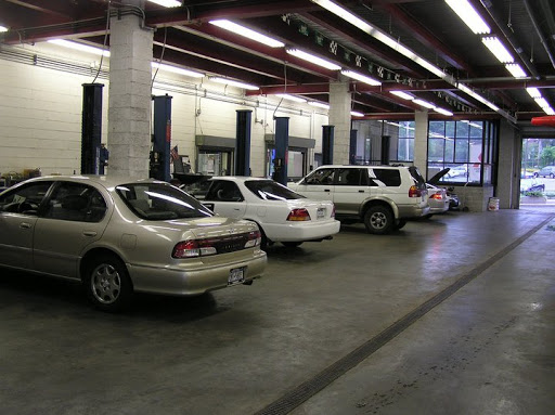 Auto Repair Shop «Yonkers Discount Tire & Auto Repair Tristate Total Car Care», reviews and photos, 594 Tuckahoe Rd, Yonkers, NY 10710, USA