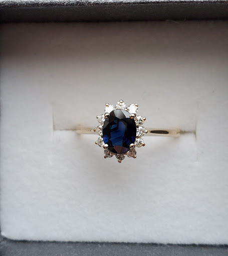 Jewelry Designer «Cline Jewelers», reviews and photos, 105 5th Ave S, Edmonds, WA 98020, USA