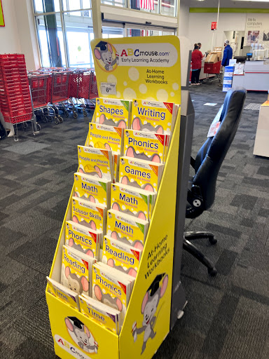 Office Supply Store «Staples», reviews and photos, 6543 N Landmark Dr, Park City, UT 84098, USA