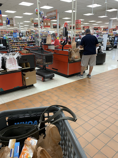 Grocery Store «Schnucks», reviews and photos, 109 N Mattis Ave, Champaign, IL 61821, USA