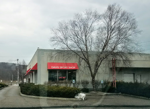 Davis Sport Shop, 120 NY-17, Sloatsburg, NY 10974, USA, 