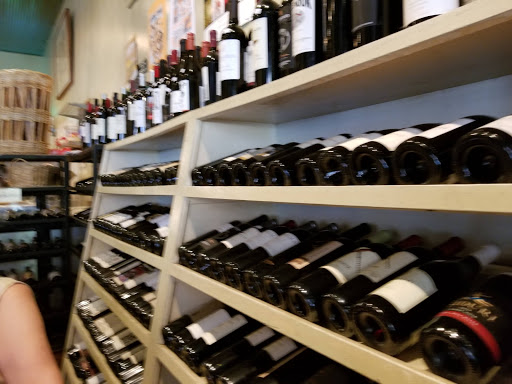 Wine Store «La Buvette Wine & Grocery», reviews and photos, 511 S 11th St, Omaha, NE 68102, USA