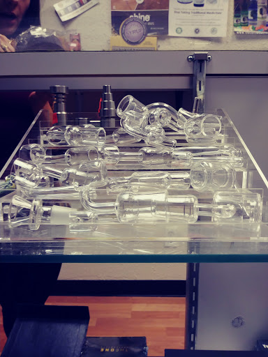 Tobacco Shop «Inferno Smoke Shop», reviews and photos, 2110 Mariner Blvd, Spring Hill, FL 34609, USA