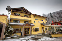 Extérieur du Restaurant Hôtel Athéna à Brides-les-Bains - n°1