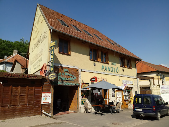 Huli Panzió - Tokaj