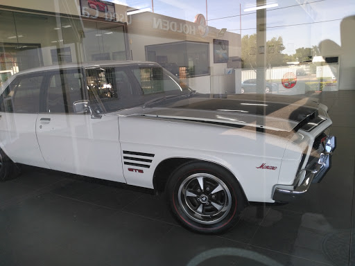 Malouf Autos