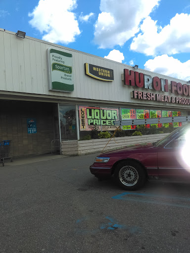 Huron Market Food Inc, 1116 W Huron St, Waterford Twp, MI 48328, USA, 