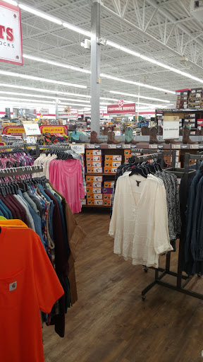 Home Improvement Store «Tractor Supply Co.», reviews and photos, 90 Marketplace Dr, Newnan, GA 30265, USA