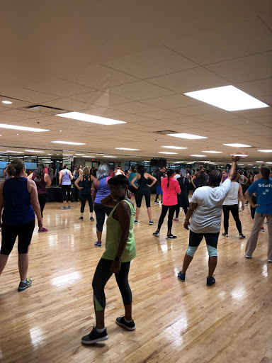 Gym «LA Fitness», reviews and photos, 25145 Cedar Rd, Lyndhurst, OH 44124, USA