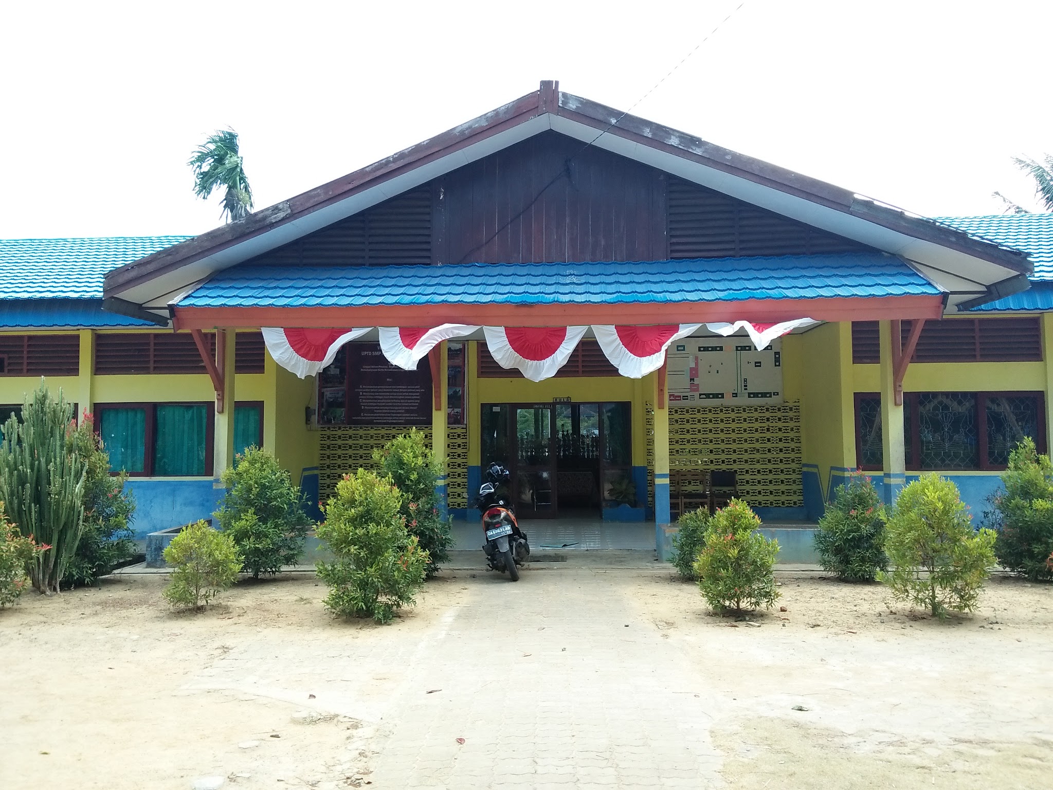 Foto UPTD  SMP Negeri 1 Takisung, Kab. Tanah Laut