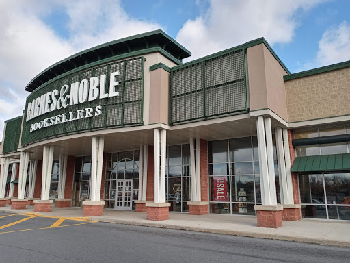 Book Store «Barnes & Noble», reviews and photos, 2751 Paper Mill Rd, Wyomissing, PA 19610, USA