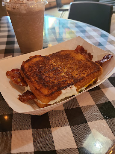 Breakfast Restaurant «8th St. Coffee House», reviews and photos, 710 8th St, Wichita Falls, TX 76301, USA